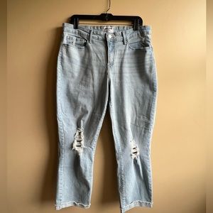 Size 16 NWOT Denizen from Levi’s Jeans